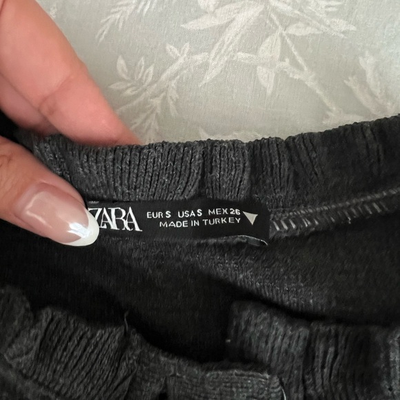 Zara Soft Ruffled Top - Picture 4 of 4